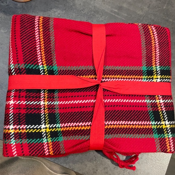 Tartan Throw Brand new with tags - Picture 2 of 4